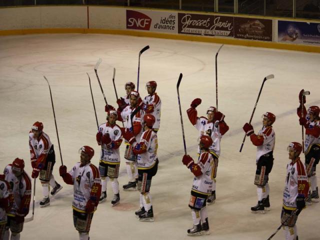 Photo hockey Ligue Magnus - Ligue Magnus : 2ème journée : Chamonix vs Morzine-Avoriaz - Morzine confirme Photo hockey Ligue Magnus - Ligue Magnus : 2ème journée : Chamonix vs Morzine-Avoriaz - Morzine confirme