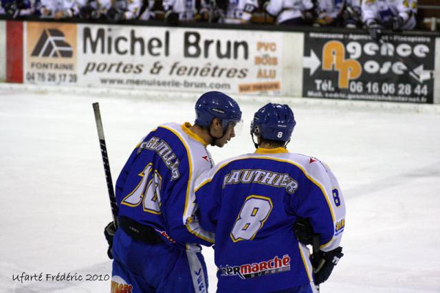 Photo hockey Ligue Magnus - Ligue Magnus : 2ème journée : Villard-de-Lans vs Chamonix - Les Ours poursuivent leur série Photo hockey Ligue Magnus - Ligue Magnus : 2ème journée : Villard-de-Lans vs Chamonix - Les Ours poursuivent leur série