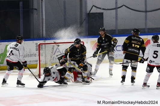 Photo hockey Ligue Magnus - Ligue Magnus : 30ème journée : Rouen vs Amiens - LM : Les Dragons remportent le derby des plaines Photo hockey Ligue Magnus - Ligue Magnus : 30ème journée : Rouen vs Amiens - LM : Les Dragons remportent le derby des plaines