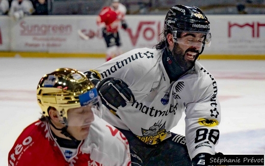 Photo hockey Ligue Magnus - Ligue Magnus : 31ème journée : Bordeaux vs Rouen - Les Dragons se rapprochent du podium !