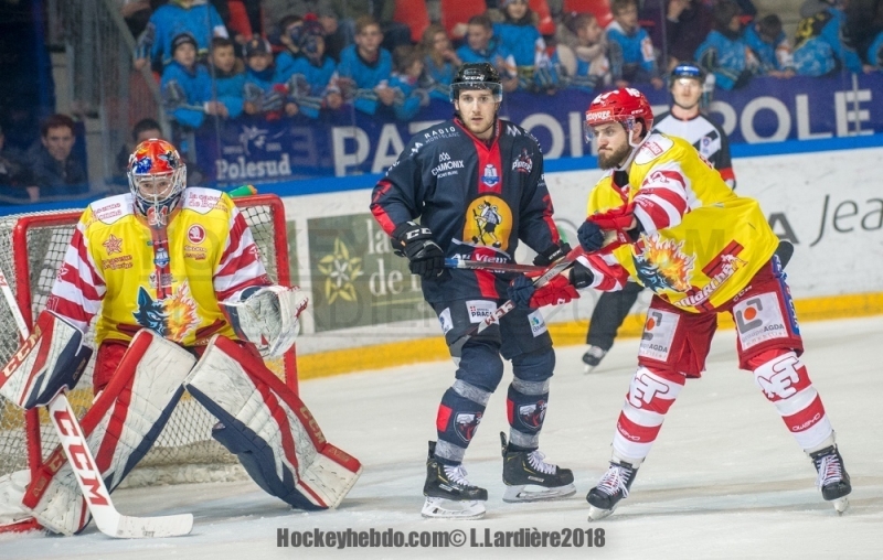 Photo hockey Ligue Magnus - Ligue Magnus : 31ème journée : Grenoble  vs Chamonix  - Reprise en douc(l)eur