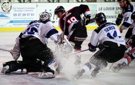 Photo hockey Ligue Magnus - Ligue Magnus : 32ème journée : Bordeaux vs Gap  - LM : Les Rapaces volent sur Mériadeck 
