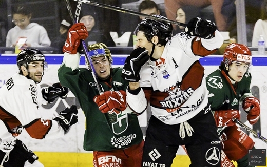 Photo hockey Ligue Magnus - Ligue Magnus : 32ème journée : Cergy-Pontoise vs Bordeaux - Mini tornade à l’Aren’ice ! Photo hockey Ligue Magnus - Ligue Magnus : 32ème journée : Cergy-Pontoise vs Bordeaux - Mini tornade à l’Aren’ice !