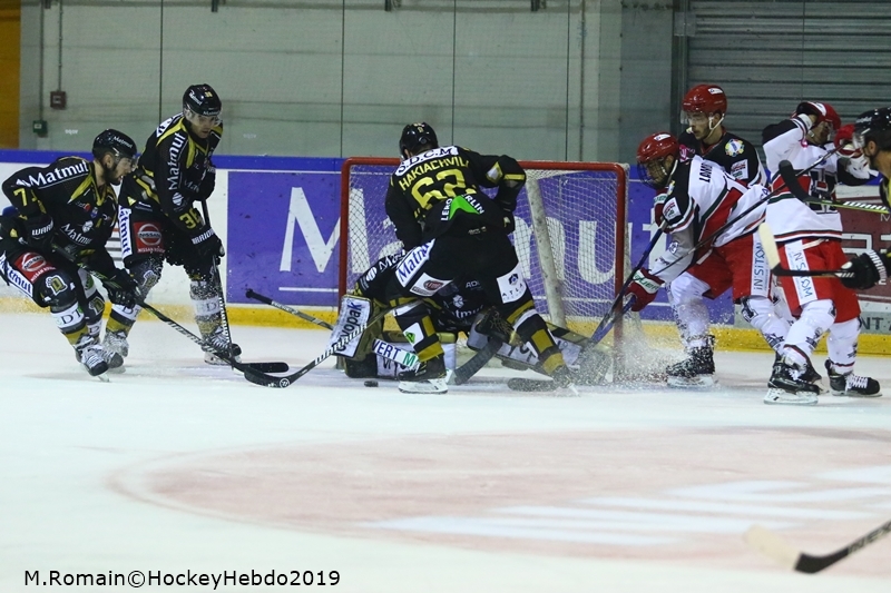 Photo hockey Ligue Magnus - Ligue Magnus : 32ème journée : Rouen vs Anglet - LM : Les Dragons au bout du suspense Photo hockey Ligue Magnus - Ligue Magnus : 32ème journée : Rouen vs Anglet - LM : Les Dragons au bout du suspense