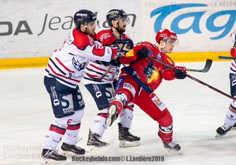 Photo hockey Ligue Magnus - Ligue Magnus : 33ème journée : Grenoble  vs Angers  - Grenoble à la peine