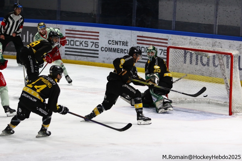 Photo hockey Ligue Magnus - Ligue Magnus : 33ème journée : Rouen vs Cergy-Pontoise - Rouen renoue avec la victoire. Photo hockey Ligue Magnus - Ligue Magnus : 33ème journée : Rouen vs Cergy-Pontoise - Rouen renoue avec la victoire.