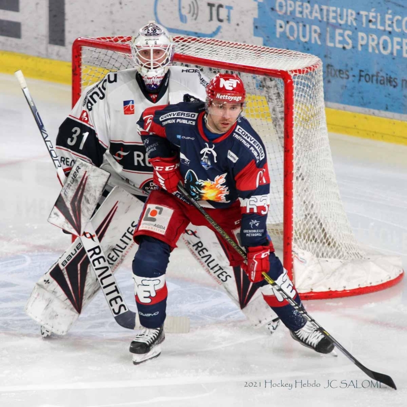 Photo hockey Ligue Magnus - Ligue Magnus : 33ème journée : Grenoble vs Angers - Grenoble au dessus des Ducs Photo hockey Ligue Magnus - Ligue Magnus : 33ème journée : Grenoble vs Angers - Grenoble au dessus des Ducs