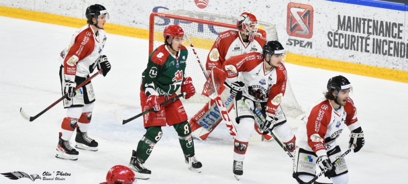 Photo hockey Ligue Magnus - Ligue Magnus : 34ème journée : Cergy-Pontoise vs Chamonix  - Les Jokers font chuter les Pionniers