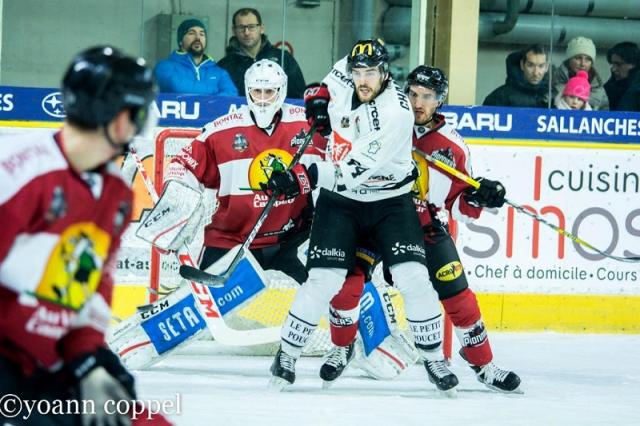 Photo hockey Ligue Magnus - Ligue Magnus : 34ème journée : Chamonix / Morzine vs Amiens  - LM : Les Pionniers ont du souffle