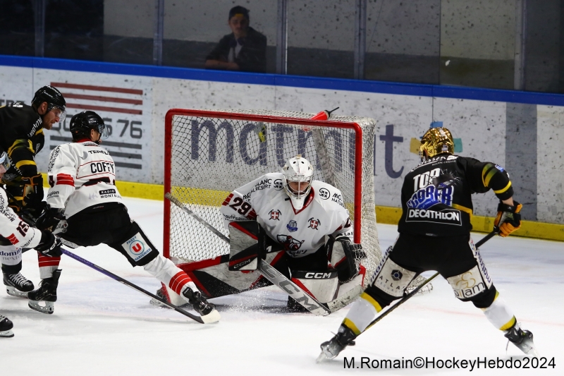 Photo hockey Ligue Magnus - Ligue Magnus : 34ème journée : Rouen vs Chamonix - LM : Les Dragons renouent avec la victoire à domicile Photo hockey Ligue Magnus - Ligue Magnus : 34ème journée : Rouen vs Chamonix - LM : Les Dragons renouent avec la victoire à domicile