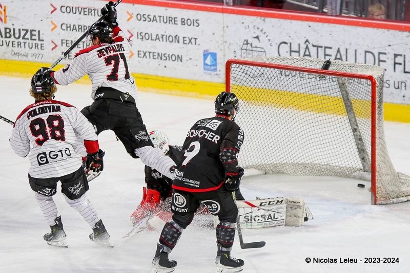Photo hockey Ligue Magnus - Ligue Magnus : 34ème journée : Amiens vs Bordeaux - Bordeaux s Photo hockey Ligue Magnus - Ligue Magnus : 34ème journée : Amiens vs Bordeaux - Bordeaux s