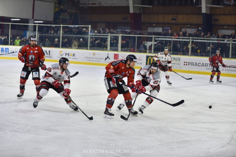 Photo hockey Ligue Magnus - Ligue Magnus : 36ème journée : Chamonix vs Nice - Les Pionniers rebasculent en playoffs ! Photo hockey Ligue Magnus - Ligue Magnus : 36ème journée : Chamonix vs Nice - Les Pionniers rebasculent en playoffs !