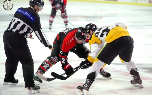 Photo hockey Ligue Magnus - Ligue Magnus : 38ème journée : Bordeaux vs Strasbourg  - Sa majesté Spencer frappa trois fois !