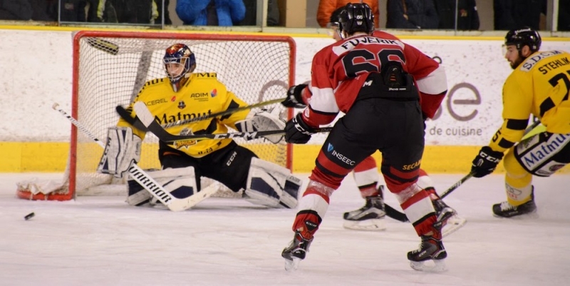 Photo hockey Ligue Magnus - Ligue Magnus : 38ème journée : Chamonix vs Rouen - 4 minutes qui font la différence Photo hockey Ligue Magnus - Ligue Magnus : 38ème journée : Chamonix vs Rouen - 4 minutes qui font la différence