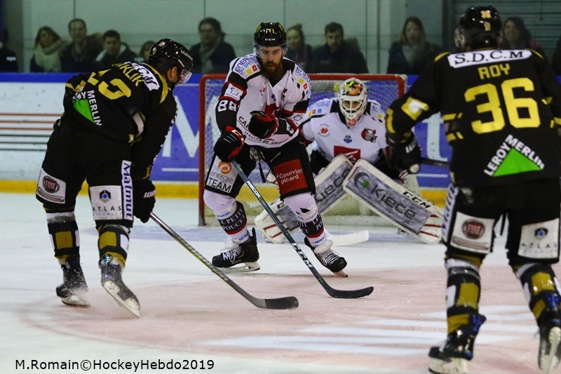 Photo hockey Ligue Magnus - Ligue Magnus : 39ème journée : Rouen vs Amiens  - LM : Le derby a réveillé le Dragon.