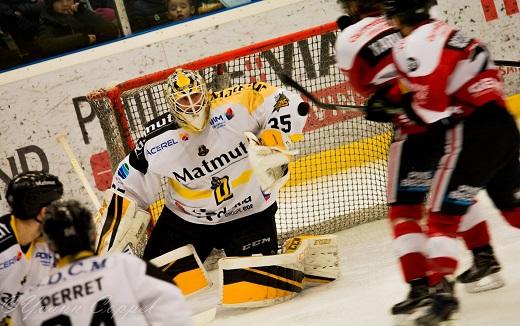 Photo hockey Ligue Magnus - Ligue Magnus : 39ème journée : Chamonix / Morzine vs Rouen - LM : Les Pionniers grimpent !