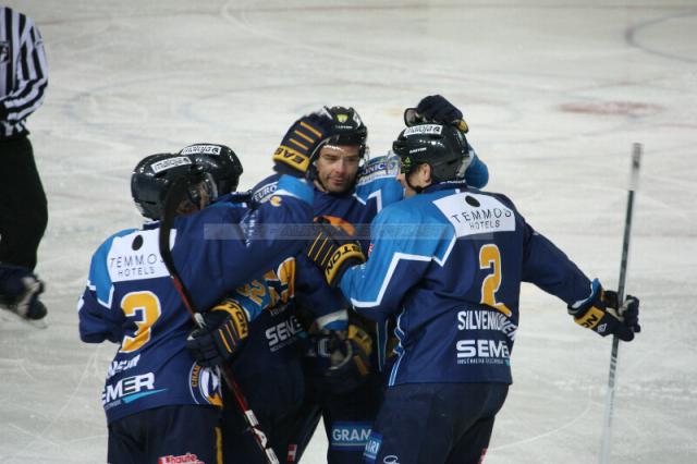 Photo hockey Ligue Magnus - Ligue Magnus : 3ème journée  : Chamonix  vs Villard-de-Lans - Chamonix subit la loi des Ours