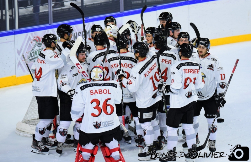 Photo hockey Ligue Magnus - Ligue Magnus : 3ème journée : Cergy-Pontoise vs Chamonix  - LM : Les Pionniers se jouent des Jokers