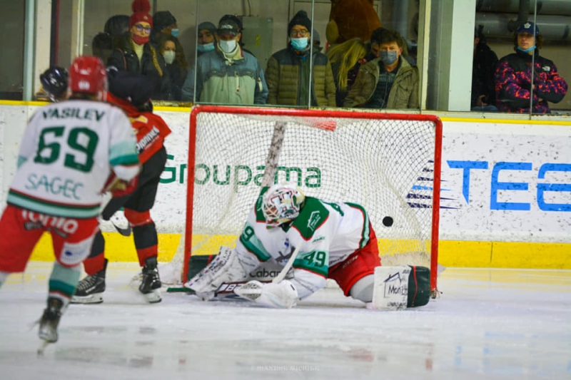 Photo hockey Ligue Magnus - Ligue Magnus : 40ème journée : Chamonix  vs Anglet - Les Pionniers gardent le sourire