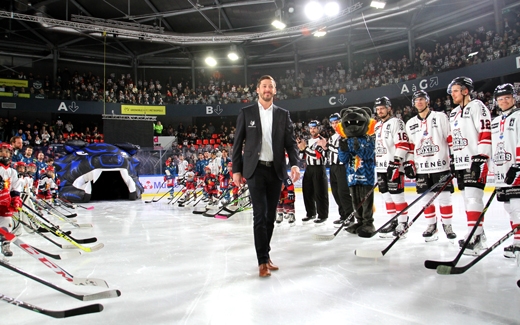 Photo hockey Ligue Magnus - Ligue Magnus : 42ème journée : Grenoble  vs Bordeaux - Grenoble gagne encore et fête Tartari !