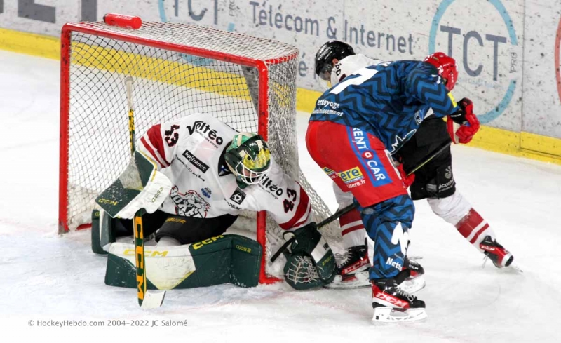 Photo hockey Ligue Magnus - Ligue Magnus : 42ème journée : Grenoble  vs Bordeaux - Grenoble gagne encore et fête Tartari !