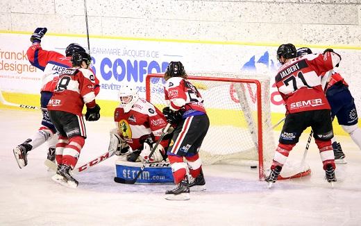 Photo hockey Ligue Magnus - Ligue Magnus : 44ème journée : Chamonix / Morzine vs Angers  - LM : Les Pionniers seront les derniers