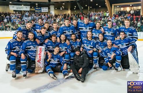 Photo hockey Ligue Magnus - Ligue Magnus : 44ème journée : Gap  vs Rouen - LM : Gap taille patron 