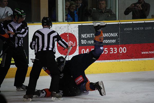 Photo hockey Ligue Magnus - Ligue Magnus : 4ème journée : Chamonix  vs Epinal  - Gamyover