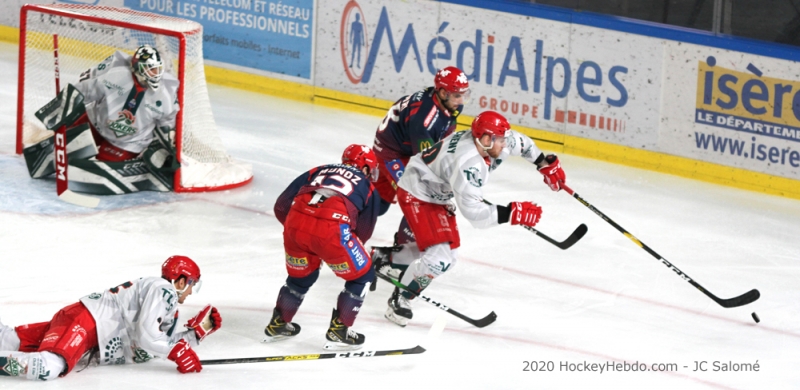 Photo hockey Ligue Magnus - Ligue Magnus : 4ème journée : Grenoble  vs Cergy-Pontoise - LM : Une courte tête d