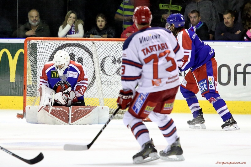 Photo hockey Ligue Magnus - Ligue Magnus : 4ème journée : Mulhouse vs Grenoble  - Un dur apprentissage 