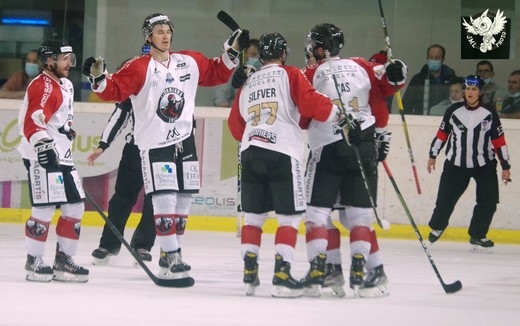Photo hockey Ligue Magnus - Ligue Magnus : 5ème journée : Anglet vs Chamonix  - Quand les Pyrénées et les Alpes se rencontrent