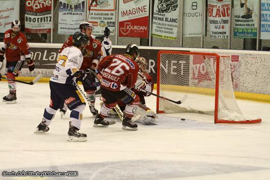 Photo hockey Ligue Magnus - Ligue Magnus : 5ème journée : Morzine-Avoriaz vs Chamonix  - Courte mais précieuse victoire chamoniarde
