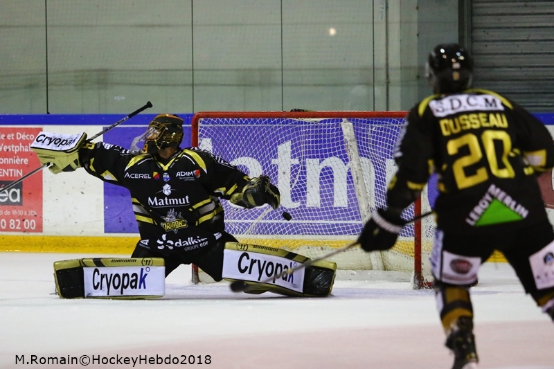 Photo hockey Ligue Magnus - Ligue Magnus : 5ème journée : Rouen vs Angers - Un Dragon malmené mais vainqueur Photo hockey Ligue Magnus - Ligue Magnus : 5ème journée : Rouen vs Angers - Un Dragon malmené mais vainqueur