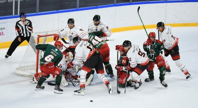 Photo hockey Ligue Magnus - Ligue Magnus : 5ème journée : Cergy-Pontoise vs Nice - Les Aigles surprennent les Jokers Photo hockey Ligue Magnus - Ligue Magnus : 5ème journée : Cergy-Pontoise vs Nice - Les Aigles surprennent les Jokers