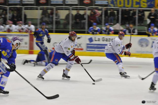 Photo hockey Ligue Magnus - Ligue Magnus : 5ème journée : Dijon vs Lyon - L\ Photo hockey Ligue Magnus - Ligue Magnus : 5ème journée : Dijon vs Lyon - L\
