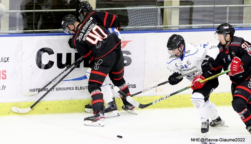 Photo hockey Ligue Magnus - Ligue Magnus : 6ème journée  : Nice vs Gap  - Les Rapaces au-dessus 