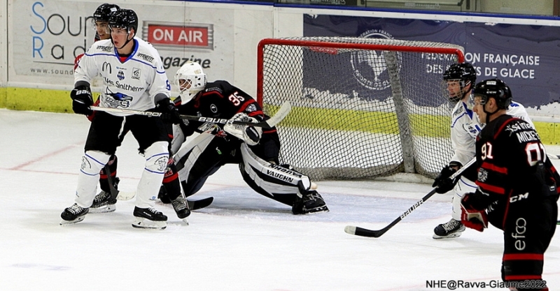 Photo hockey Ligue Magnus - Ligue Magnus : 6ème journée  : Nice vs Gap  - Les Rapaces au-dessus 
