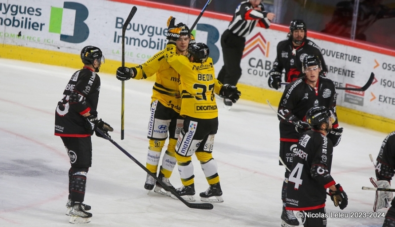 Photo hockey Ligue Magnus - Ligue Magnus : 6ème journée : Amiens  vs Rouen - Victoire de Rouen à Amiens