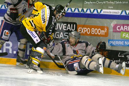 Photo hockey Ligue Magnus - Ligue Magnus : 6ème journée : Rouen vs Grenoble  - Rouen un cran au dessus.