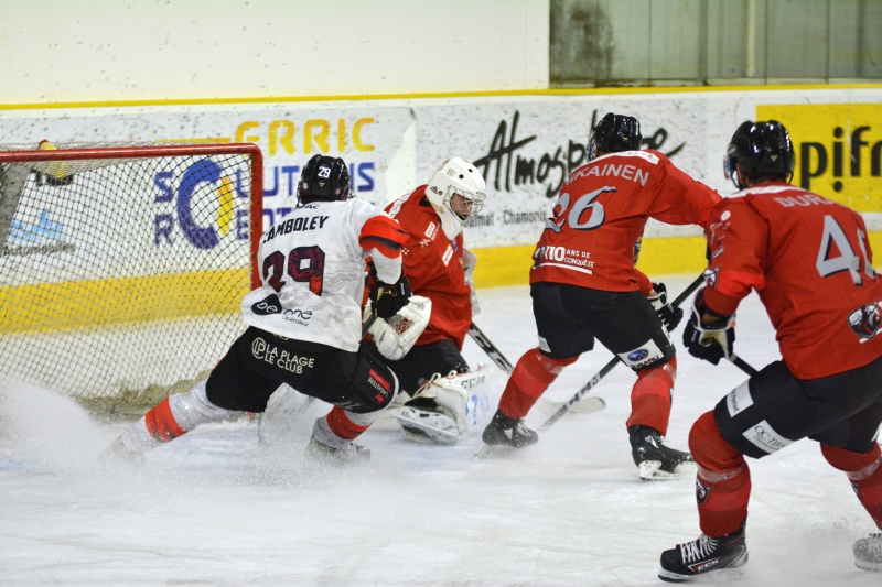Photo hockey Ligue Magnus - Ligue Magnus : 6ème journée : Chamonix  vs Bordeaux - LM : Embarquez pour les montagnes russes chamoniardes !