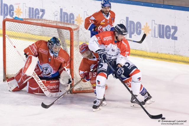 Photo hockey Ligue Magnus - Ligue Magnus : 7ème journée : Lyon vs Angers - LM : Lyon continue sur sa mauvaise série Photo hockey Ligue Magnus - Ligue Magnus : 7ème journée : Lyon vs Angers - LM : Lyon continue sur sa mauvaise série