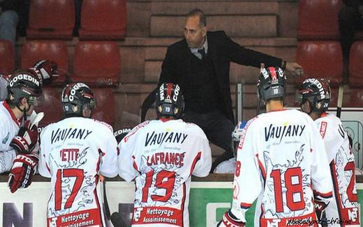 Photo hockey Ligue Magnus - Ligue Magnus : 8ème journée : Caen  vs Grenoble  - Les Brûleurs carbonisent les Drakkars