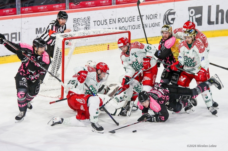 Photo hockey Ligue Magnus - Ligue Magnus : 8Ã¨me journÃ©e  : Amiens  vs Cergy-Pontoise -  Amiens renverse Cergy au bout du suspense