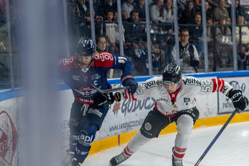 Photo hockey Ligue Magnus - Ligue Magnus : 8Ã¨me journÃ©e  : Angers  vs Bordeaux - LM : Les Ducs retrouvent le sourire face à Bordeaux