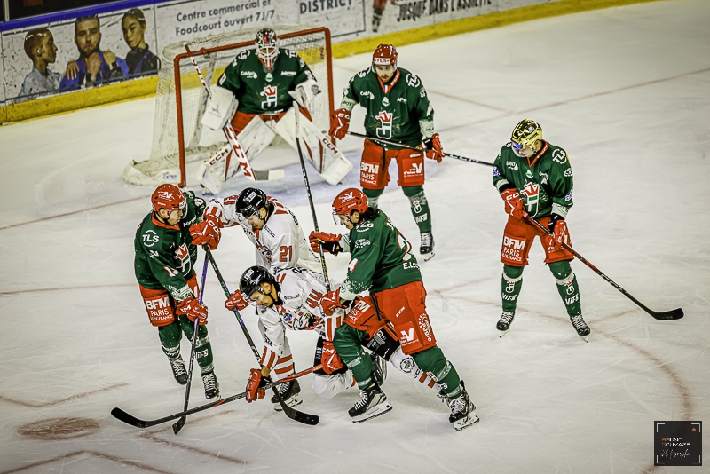 Photo hockey Ligue Magnus - Ligue Magnus : 8ème journée : Cergy-Pontoise vs Nice - Les Jokers confirment face aux Aigles Photo hockey Ligue Magnus - Ligue Magnus : 8ème journée : Cergy-Pontoise vs Nice - Les Jokers confirment face aux Aigles