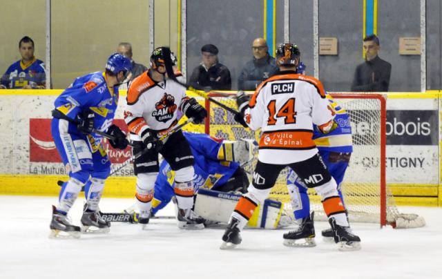 Photo hockey Ligue Magnus - Ligue Magnus : 9ème journée : Dijon  vs Epinal  - Les Gamyo récitent leurs gammes