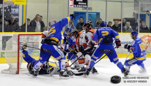 Photo hockey Ligue Magnus - Ligue Magnus : 9ème journée : Dijon  vs Epinal  - Les Gamyo récitent leurs gammes