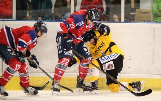 Photo hockey Ligue Magnus - Ligue Magnus : 9ème journée : Angers vs Rouen - Rouen prend la tête Photo hockey Ligue Magnus - Ligue Magnus : 9ème journée : Angers vs Rouen - Rouen prend la tête