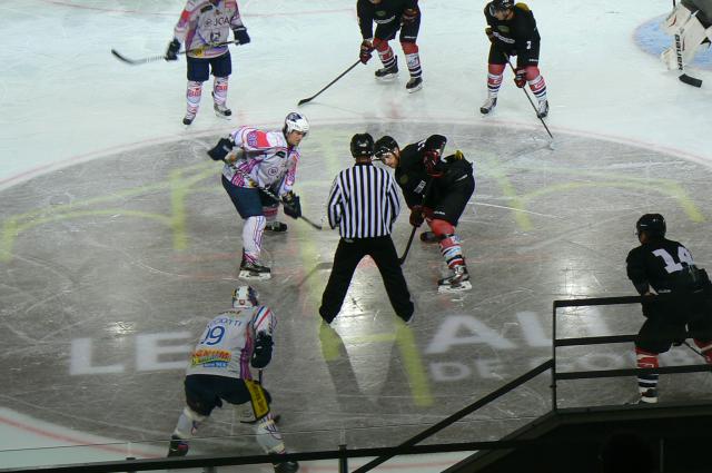 Photo hockey Ligue Magnus - Ligue Magnus : Epinal (Les Wildcats) - Une première réussie, mais sans gloire Photo hockey Ligue Magnus - Ligue Magnus : Epinal (Les Wildcats) - Une première réussie, mais sans gloire