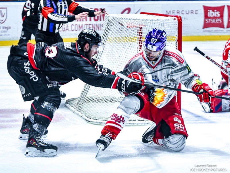 Photo hockey Ligue Magnus - Ligue Magnus - Finale - Match 4 : Bordeaux vs Grenoble  - À un succès du titre !